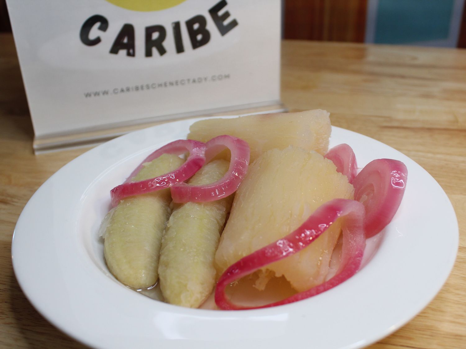 Yucca/Guineo (Cassava & Boiled Bananas)